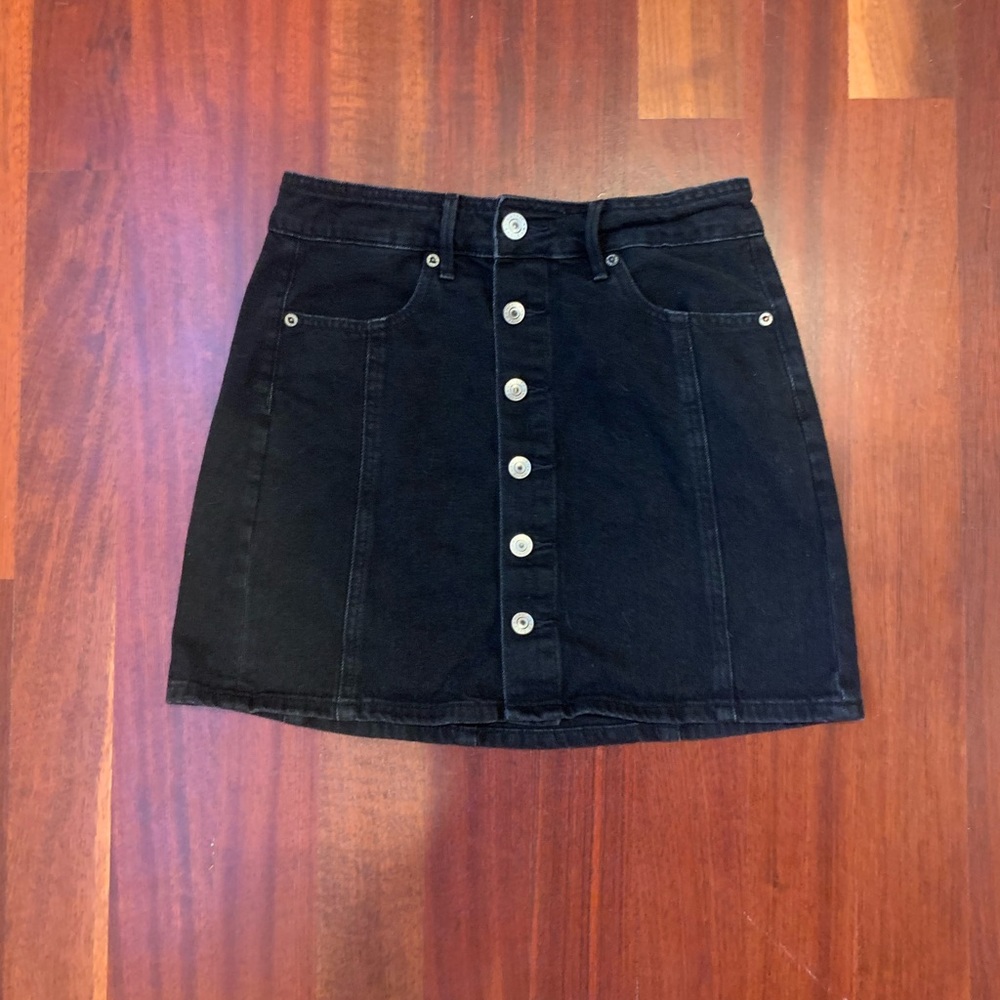 american eagle black denim skirt